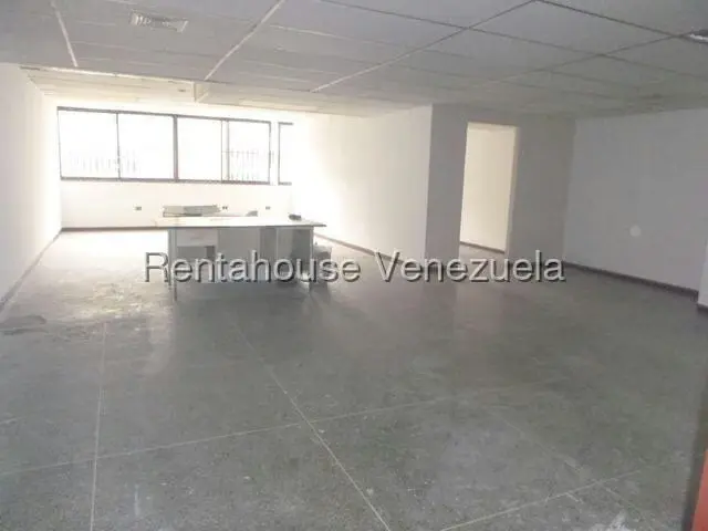 Oficina en Alquiler en La Urbina, Distrito Metropolitano - 10