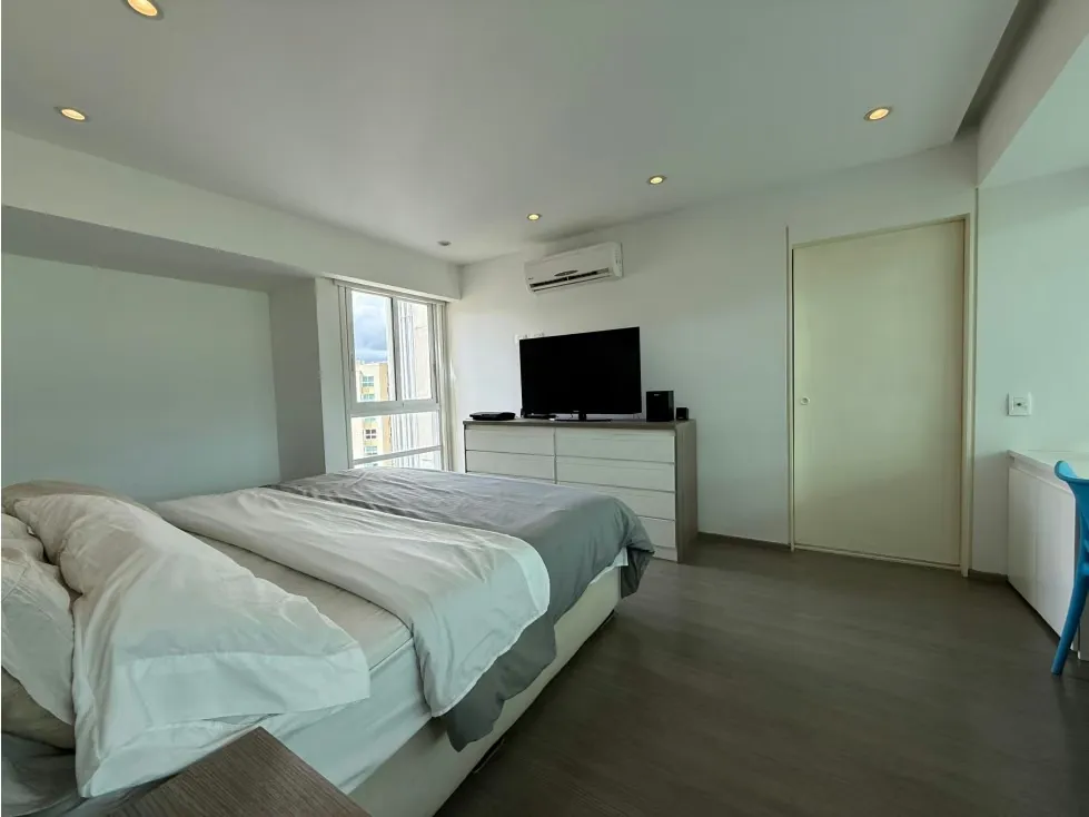 Se vende PH 220m² 3h+1s/3b+1s/3e Las Mesetas de Santa Rosa de Lima - 14