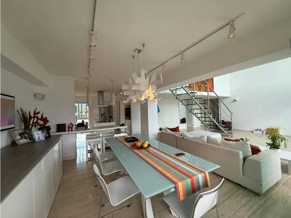 Se vende PH 220m² 3h+1s/3b+1s/3e Las Mesetas de Santa Rosa de Lima - 6