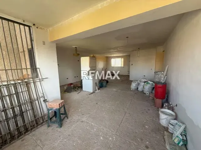 Apartamento en Edificio El Chama, Sector La Lago - 2