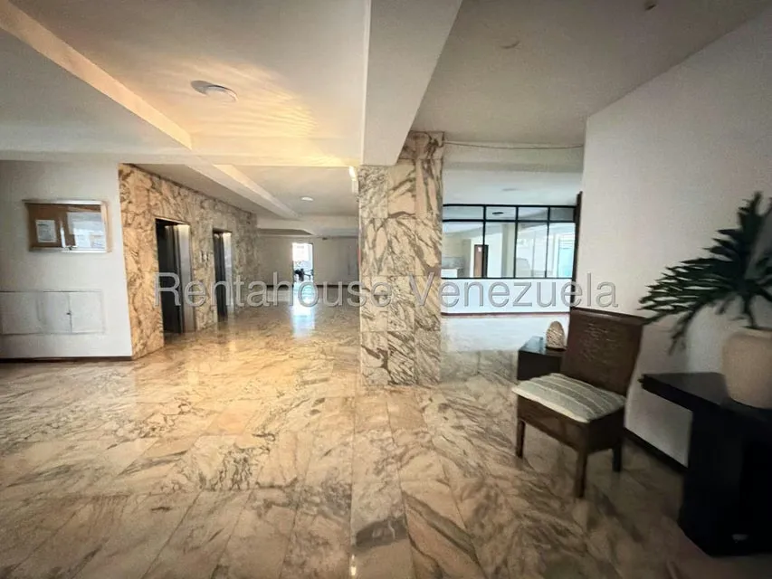 Apartamento (1 Nivel) en Venta en Zona Este, Lara - 3