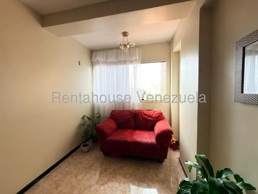 Apartamento (1 Nivel) en Venta en Zona Este, Lara - 4