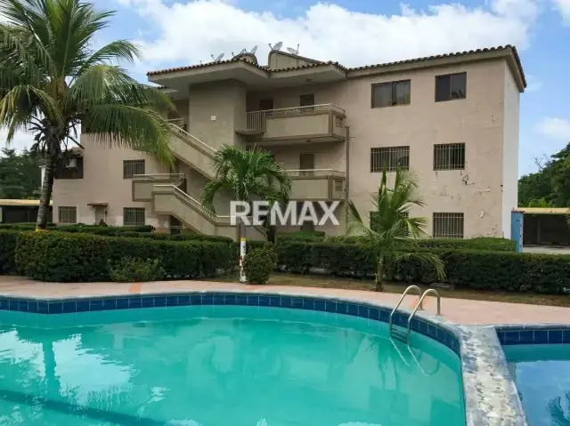 Apartamento Vacacional en Venta, via Sotillo Conjunto Residencial Paraiso Mar