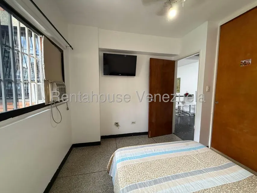 Apartamento (1 Nivel) en Venta en Parroquia La Candelaria, Distrito Metropolitano - 25