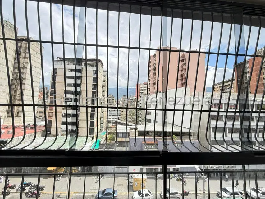 Apartamento (1 Nivel) en Venta en Parroquia La Candelaria, Distrito Metropolitano - 28