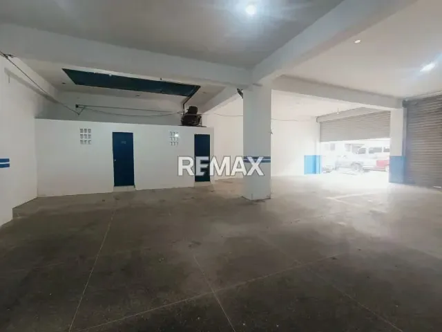 ALQUILER DE GALPÓN COMERCIAL EN AV. PERIMETRAL DE CUA, SECTOR APARAY, EDO. MIRANDA. - 2
