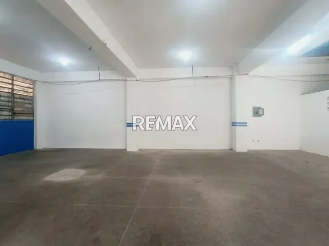 ALQUILER DE GALPÓN COMERCIAL EN AV. PERIMETRAL DE CUA, SECTOR APARAY, EDO. MIRANDA. - 4
