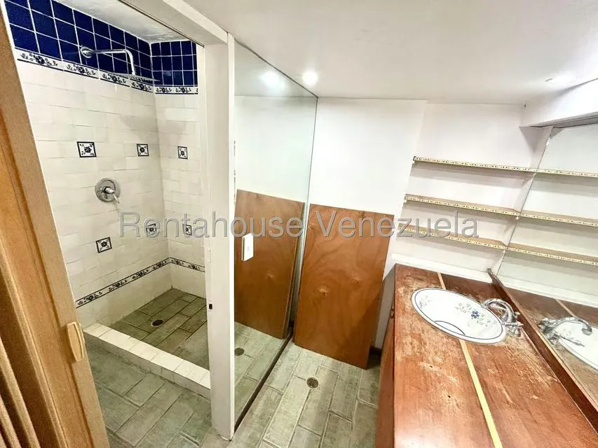 Apartamento (1 Nivel) en Venta en Colinas de La California, Distrito Metropolitano - 22