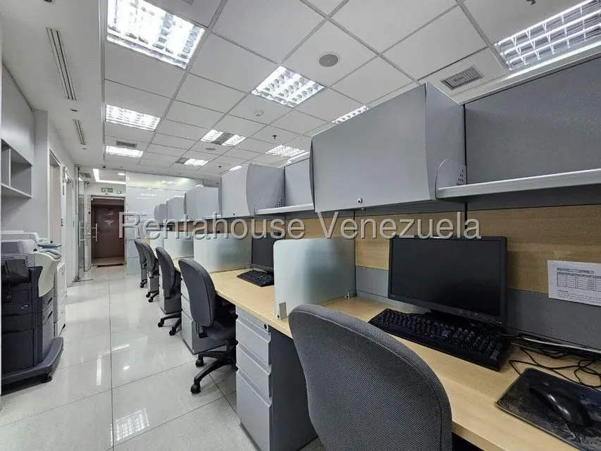 Oficina en Alquiler en Parroquia La Candelaria, Distrito Metropolitano - 21