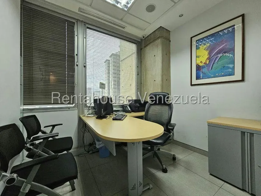 Oficina en Alquiler en Parroquia La Candelaria, Distrito Metropolitano - 31