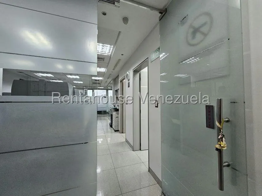 Oficina en Alquiler en Parroquia La Candelaria, Distrito Metropolitano - 5