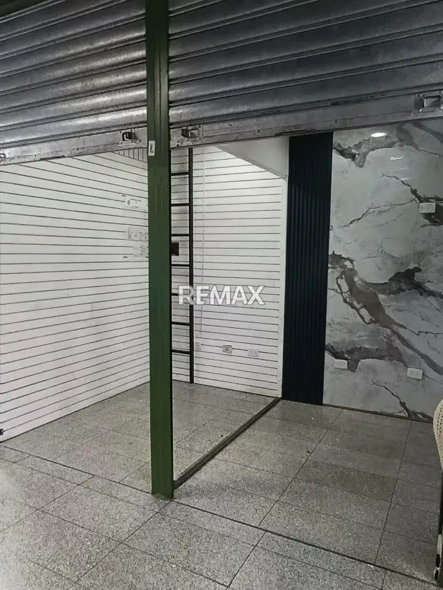 ALQUILER DE LOCAL COMERCIAL EN CHACAO, CENTRO DE COMPRAS MERPOESTE. - 5