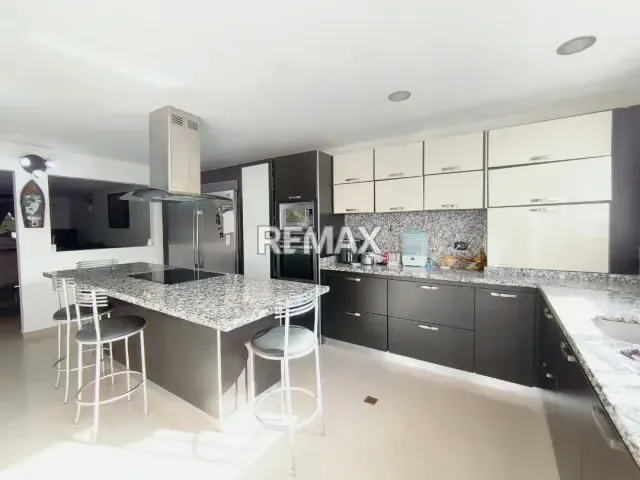 TOWNHOUSE ESTILO MODERNO, EN RESIDENCIAS AGUA MARINA, PARAISO - 17