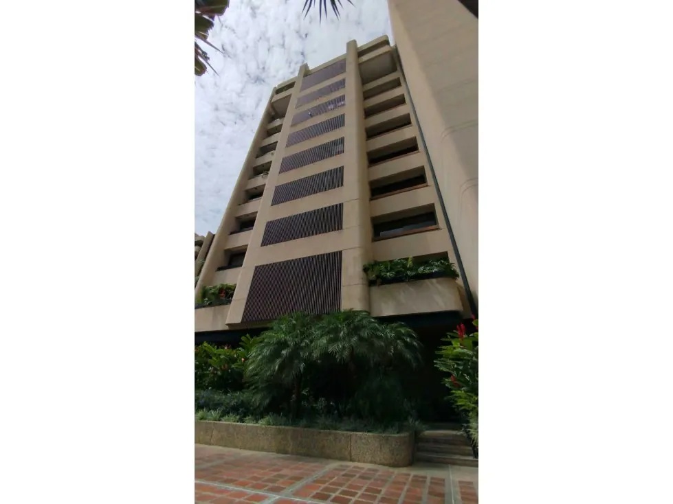 SE ALQUILA Apartamento 4h-4b-2p. parte Alta Los Palos Grandes - 2