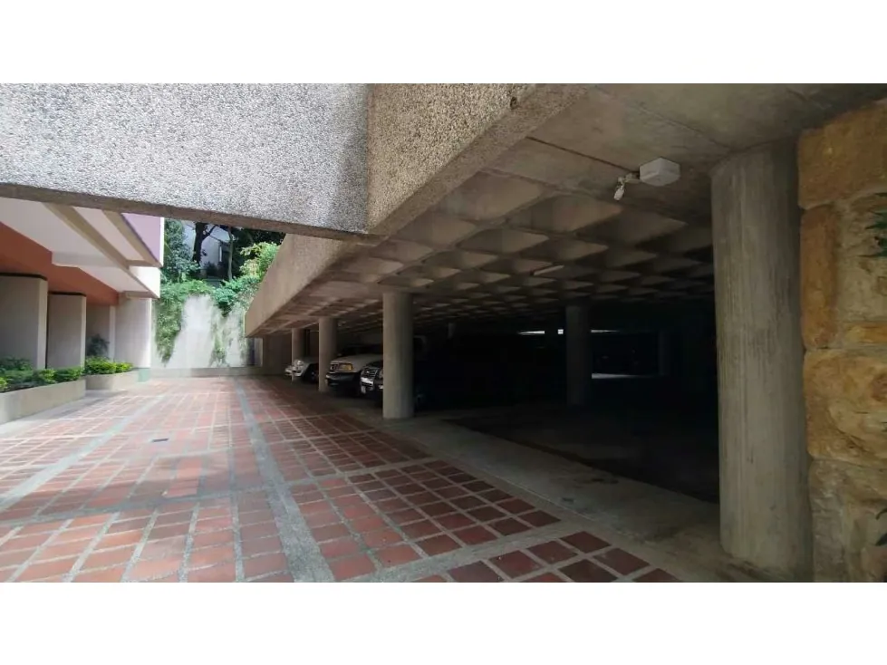 SE ALQUILA Apartamento 4h-4b-2p. parte Alta Los Palos Grandes - 28