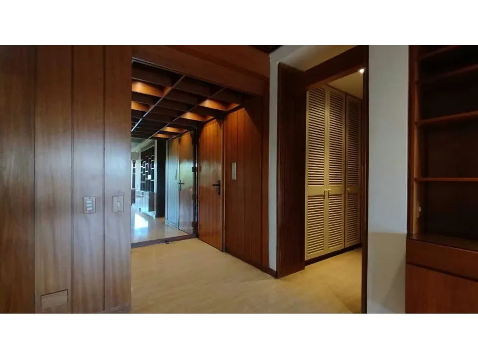 SE ALQUILA Apartamento 4h-4b-2p. parte Alta Los Palos Grandes - 32