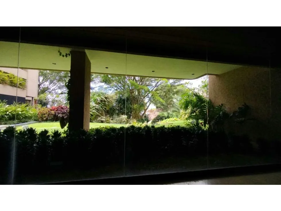 SE ALQUILA Apartamento 4h-4b-2p. parte Alta Los Palos Grandes - 38