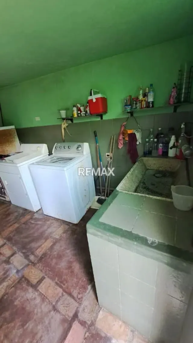 EN VENTA CASA TIPO CHALET CON TERRENO AMPLIO CON SIEMBRA DE ARBOLES FRUTALES - 17