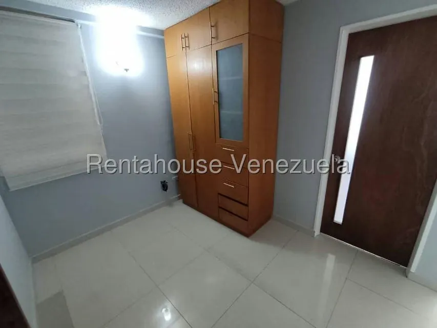 Apartamento (1 Nivel) en Alquiler en El Encantado, Distrito Metropolitano - 11
