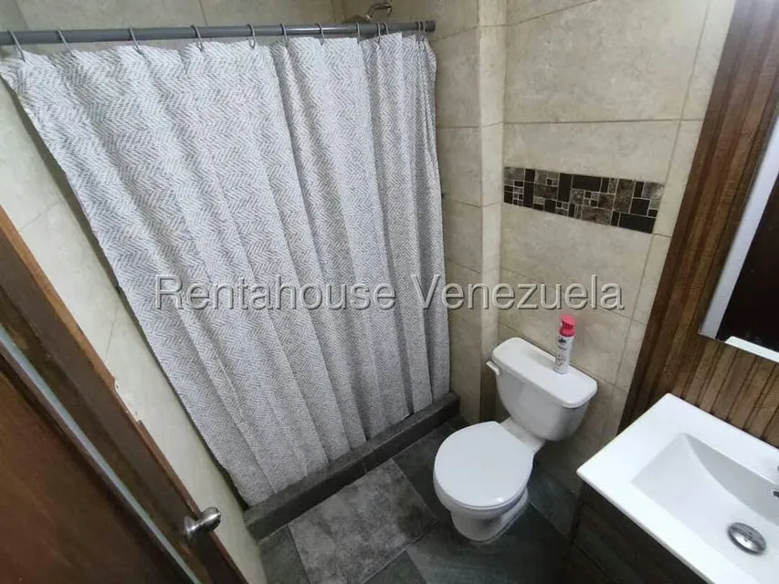 Apartamento (1 Nivel) en Alquiler en El Encantado, Distrito Metropolitano - 13