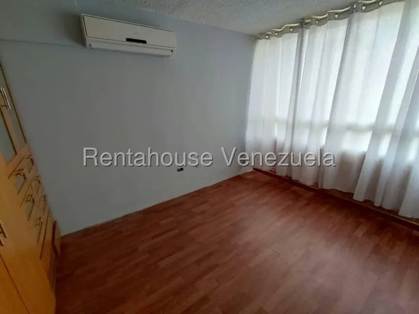 Apartamento (1 Nivel) en Alquiler en El Encantado, Distrito Metropolitano - 8