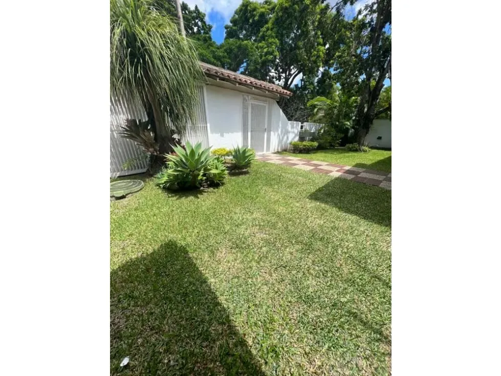 Vendo casa 445m2 4h/6b/5p Caurimare 8013 - 5