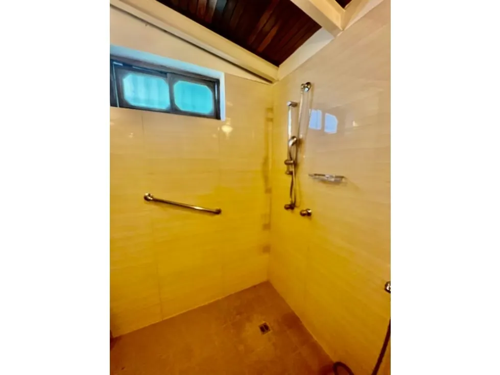 Vendo casa 445m2 4h/6b/5p Caurimare 8013 - 9