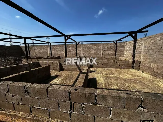 Parcela de terreno cercado con bienechurias en venta ubicado en Guanadito Sur - 2