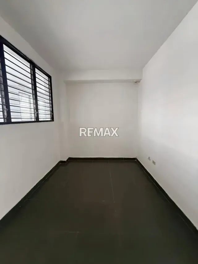 En Alquiler Edificio de 5 plantas, denominado Centro Profersional MASCOLO - 11