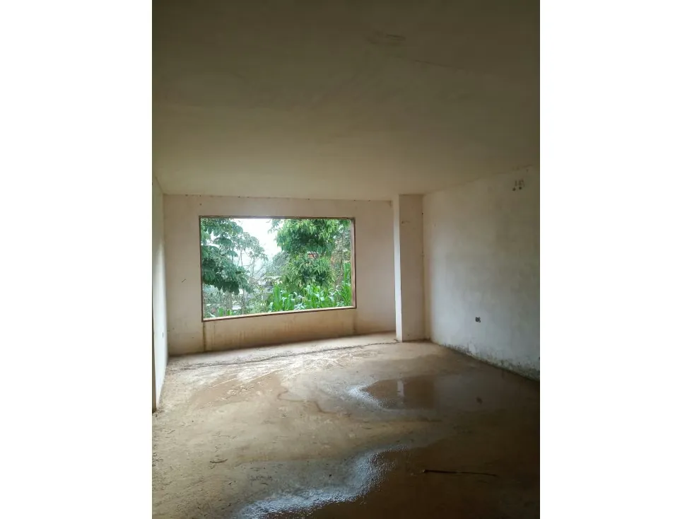 En venta casa en obra gris, El Hatillo, Urb. Altos del Halcón - 7