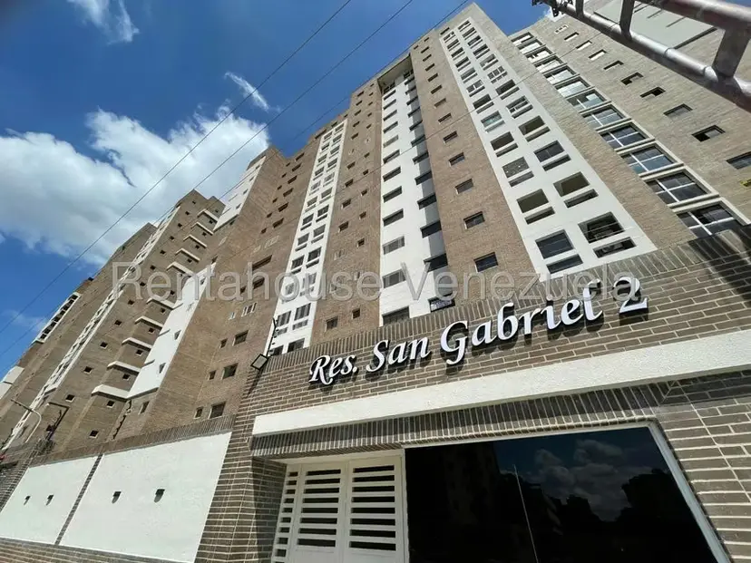 Apartamento (1 Nivel) en Venta en Base Aragua, Aragua