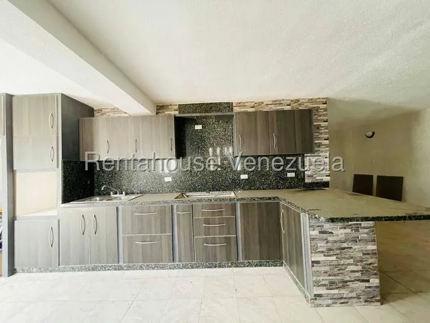 Casa (Duplex) en Venta en La Ciudadela, Aragua - 11