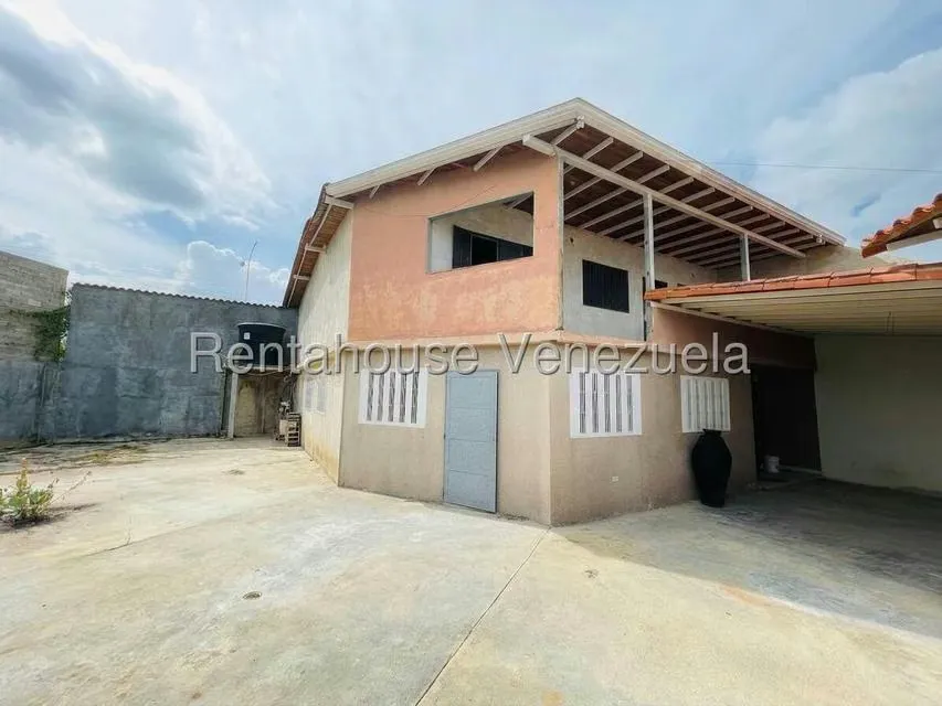 Casa (Duplex) en Venta en La Ciudadela, Aragua - 3