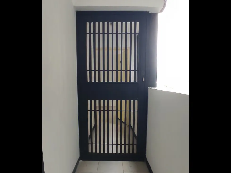 Se vende apartamento 78m2 La Vaquera-Guarenas 9041 - 2