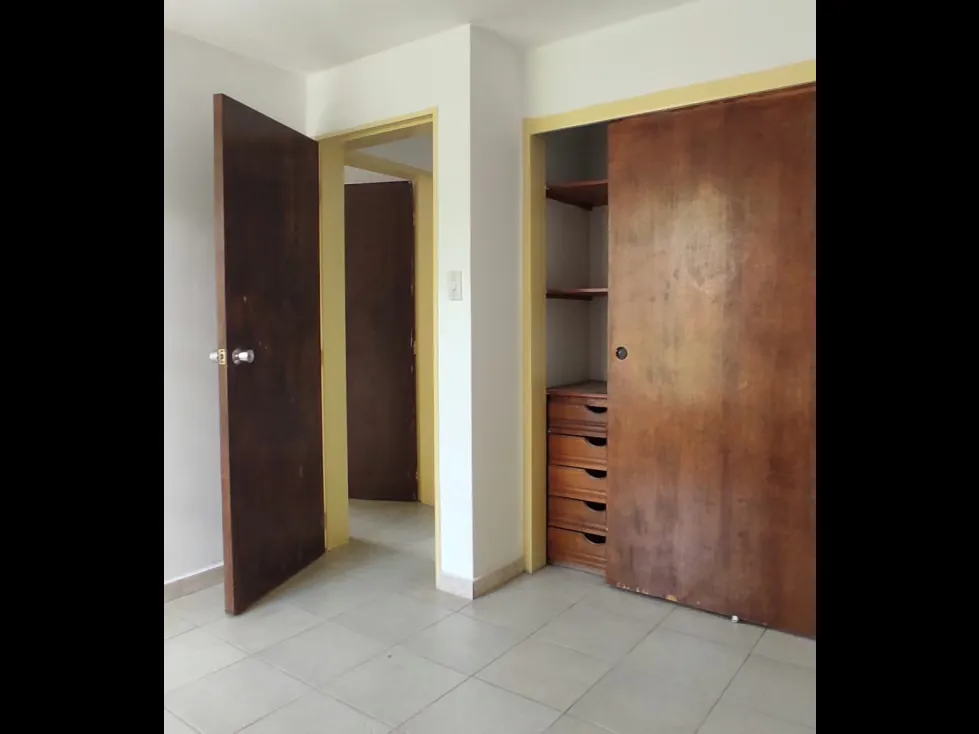 Se vende apartamento 78m2 La Vaquera-Guarenas 9041 - 9