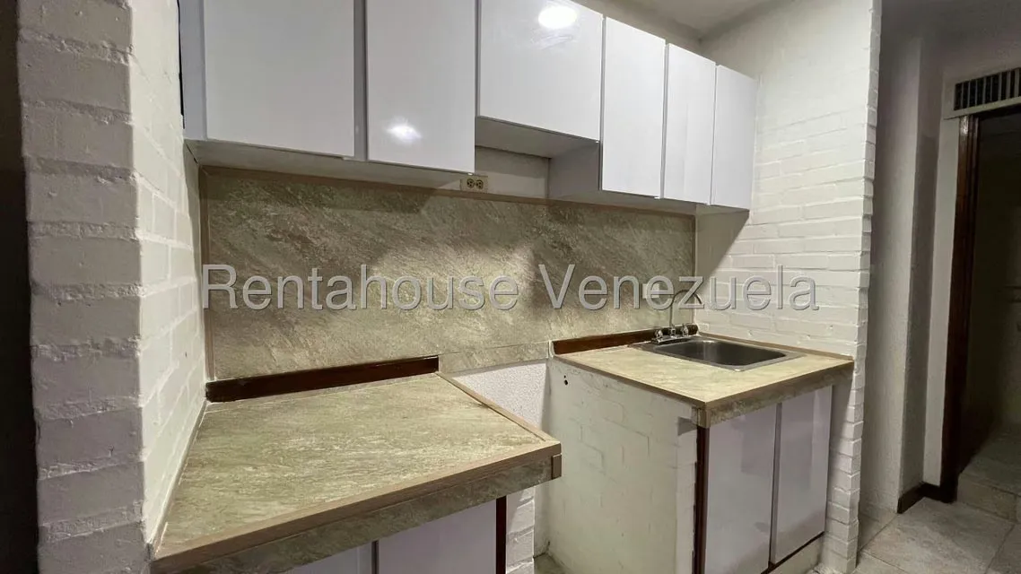 Apartamento (1 Nivel) en Alquiler en Valle Frio, Zulia - 22