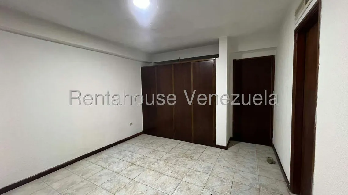 Apartamento (1 Nivel) en Alquiler en Valle Frio, Zulia - 26