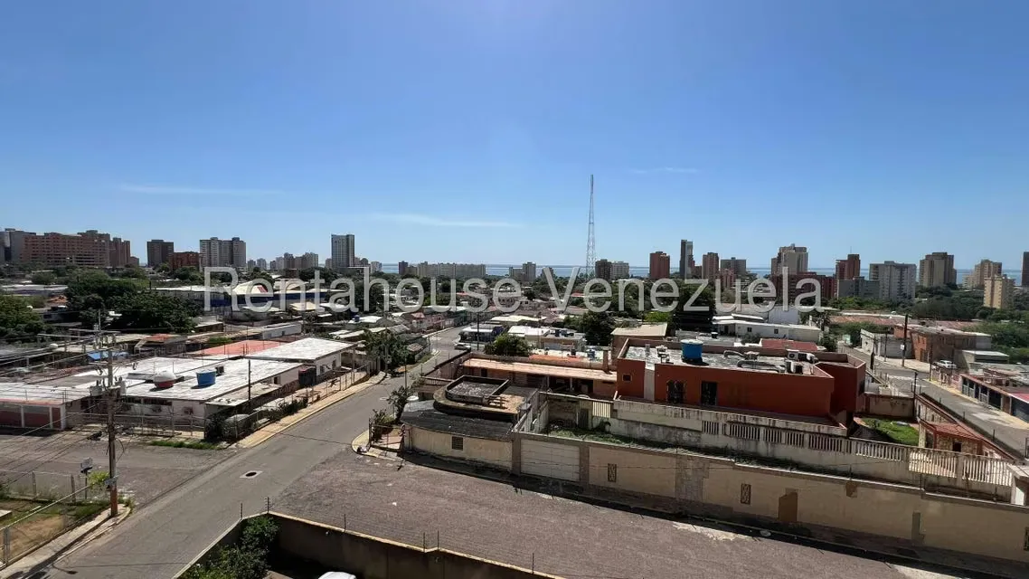 Apartamento (1 Nivel) en Alquiler en Valle Frio, Zulia - 32