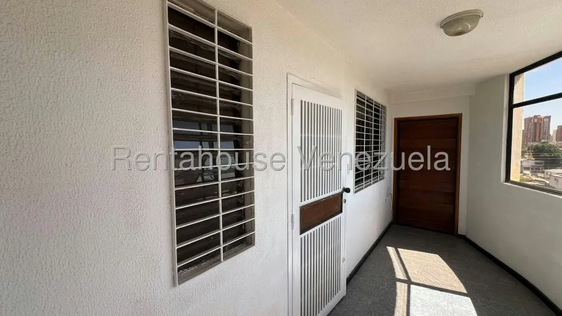 Apartamento (1 Nivel) en Alquiler en Valle Frio, Zulia - 9