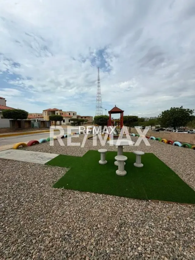 Townhouse en venta Villa la Cima - 10