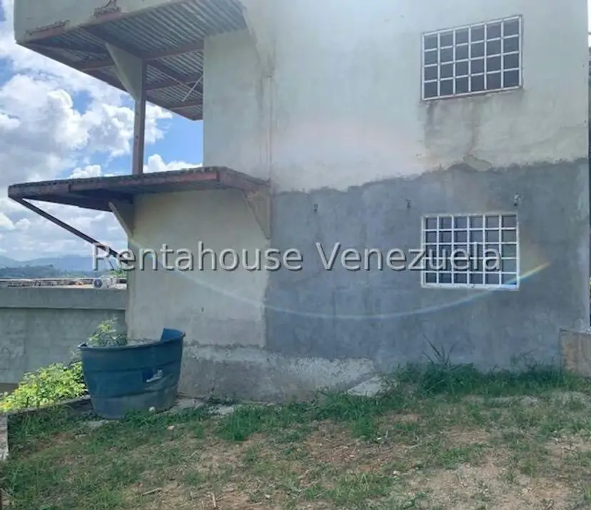 Casa (Multipes Niveles) en Venta en Caicaguana, Distrito Metropolitano