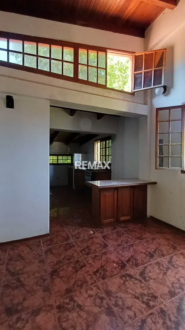 Edificio en Venta de 3 Apartamentos en Isla de Margarita a pie de Montaña. - 5