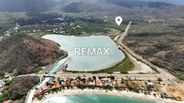 TERRENO VIA PLAYA PEDRO GONZALEZ, CERCA DE LA LAGUNA, ISLA DE MARGARITA, NUEVA ESPARTA