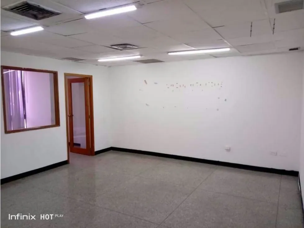 Alquilo oficina 700m2 La Urbina 5418 - 15
