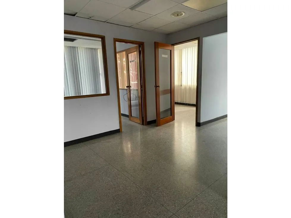 Alquilo oficina 700m2 La Urbina 5418 - 9
