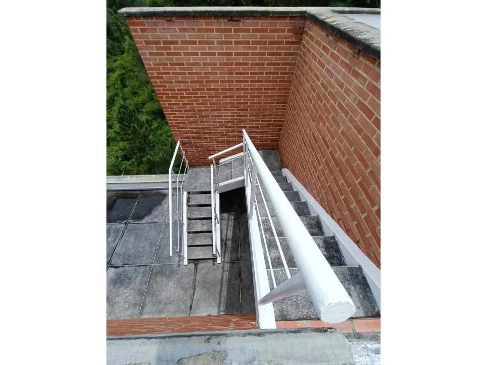 Se vende Apto 300m² 3h+s/4b+s/3p Los Campitos - 4