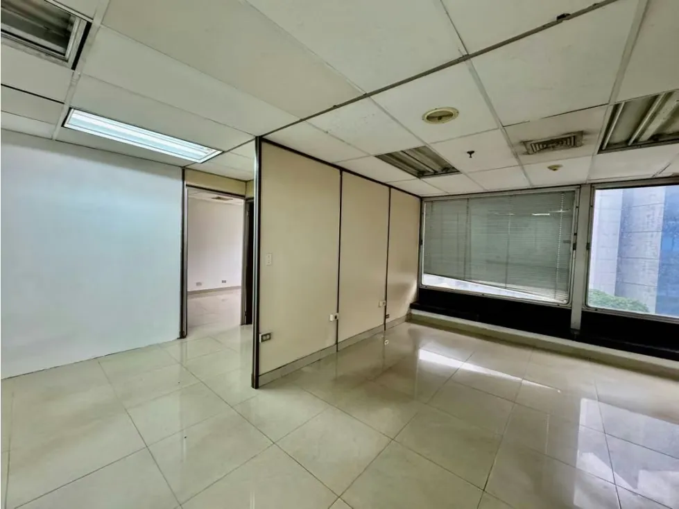 Se vende oficina 245m2 El Rosal - 4