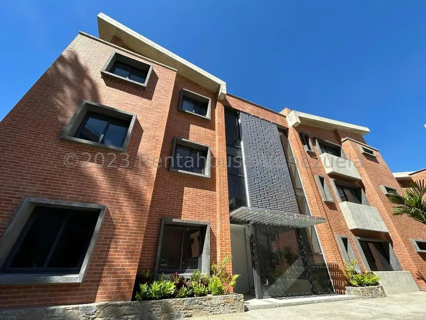 Casa (Duplex) en Venta en Lomas de Las Mercedes, Distrito Metropolitano