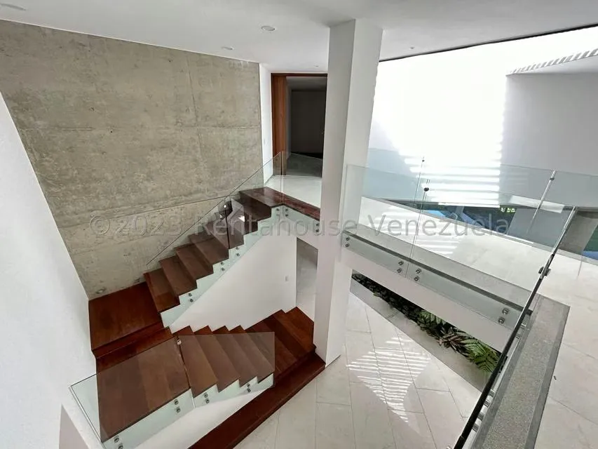 Casa (Duplex) en Venta en Lomas de Las Mercedes, Distrito Metropolitano - 13