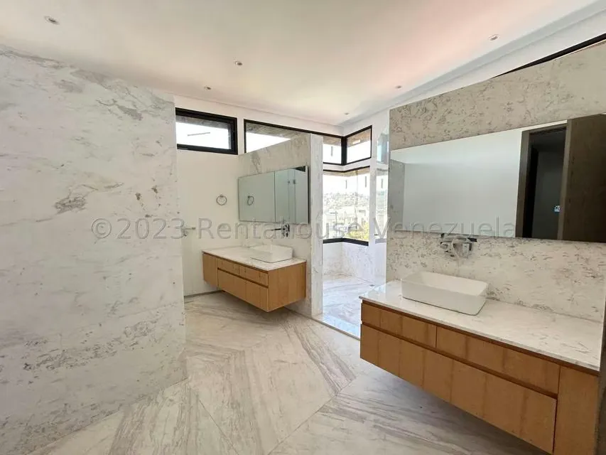 Casa (Duplex) en Venta en Lomas de Las Mercedes, Distrito Metropolitano - 15